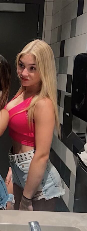 Full leaked Audrey wright private onlyfans photo