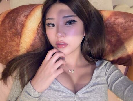 Full leaked Avasuun private onlyfans photo