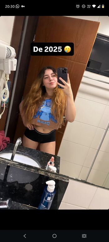 Full leaked Babycaroline private onlyfans photo