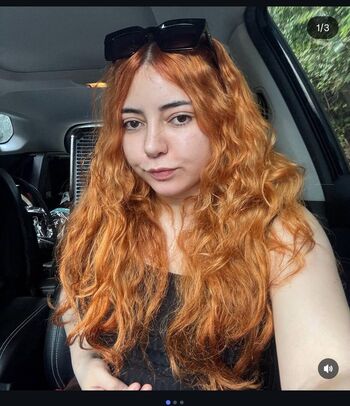 Full leaked Babycaroline private onlyfans photo