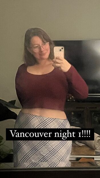 Full leaked Bel larcombe slice of salami private onlyfans photo