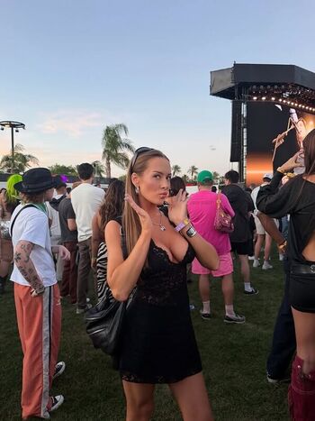 Full leaked Brooke schofield private onlyfans photo