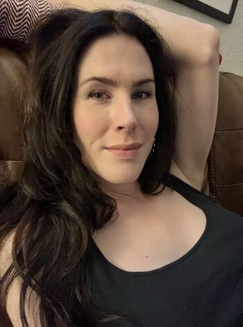 Full leaked Chanel noir private onlyfans photo