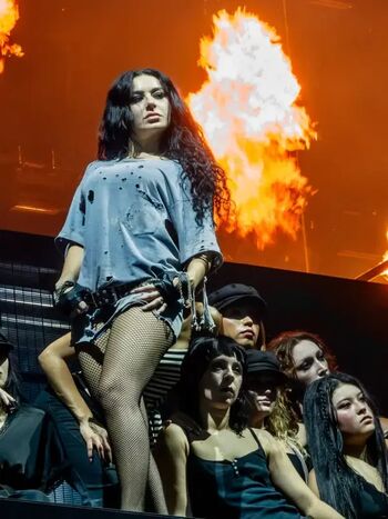 Full leaked Charli xcx private onlyfans photo