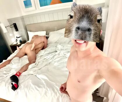 Full leaked Cuckybaras private onlyfans photo