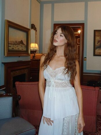 Full leaked Daisy edgar jones page private onlyfans photo