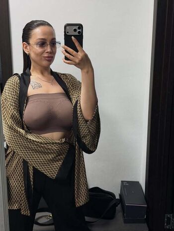 Dama_08888