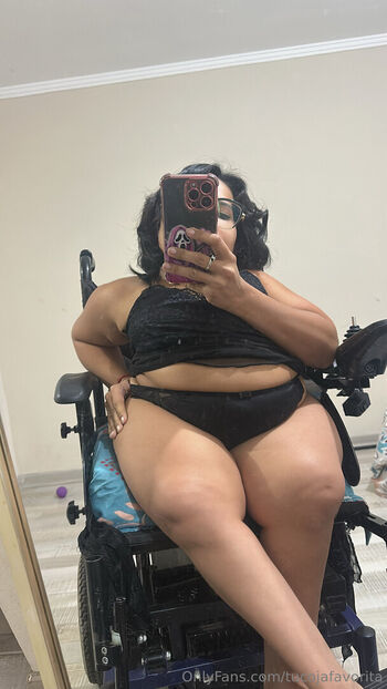 Full leaked Disabled girls page private onlyfans photo