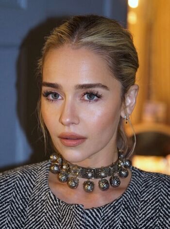 Full leaked Emilia clarke page private onlyfans photo