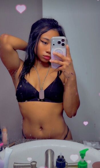 Full leaked Emorie private onlyfans photo