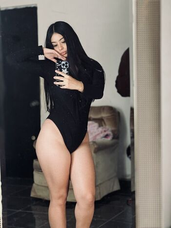 Full leaked Feersshii private onlyfans photo