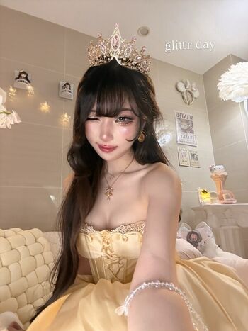 Full leaked Glihttr private onlyfans photo