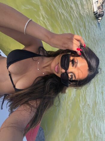 Full leaked Gracy chouhan page private onlyfans photo