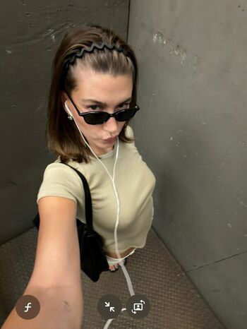 Full leaked Hailey baldwin bieber private onlyfans photo
