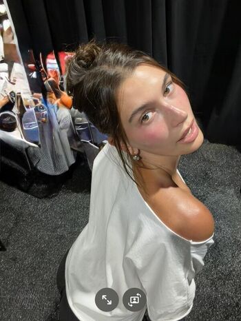 Full leaked Hailey baldwin bieber private onlyfans photo