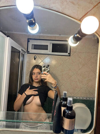 Full leaked Hannasimons private onlyfans photo