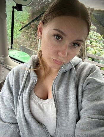 Full leaked Heiligejulia private onlyfans photo