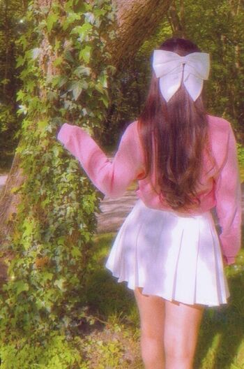 Holly Cerise