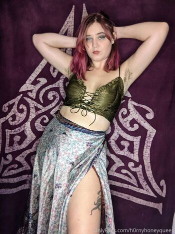Full leaked Honeyyy private onlyfans photo