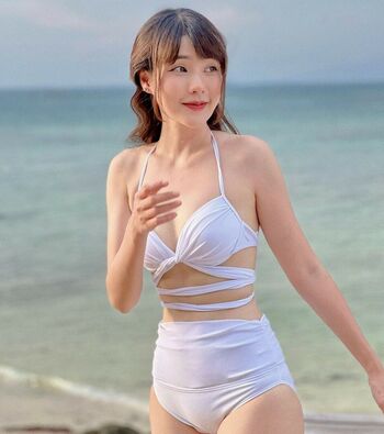 Full leaked Kanomroo private onlyfans photo