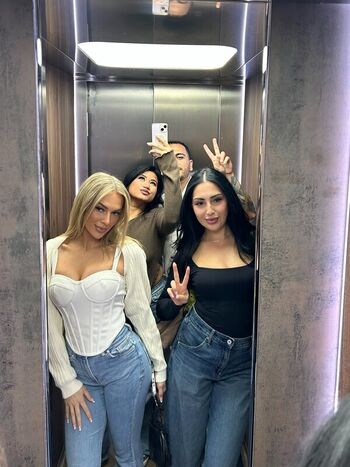 Full leaked Karmen petrovic private onlyfans photo