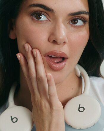 Full leaked Kendall jenner private onlyfans photo