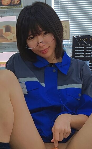 Full leaked Kumozuke private onlyfans photo