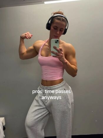 Full leaked Lara paoloni private onlyfans photo