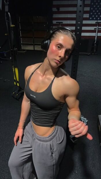 Full leaked Lara paoloni private onlyfans photo