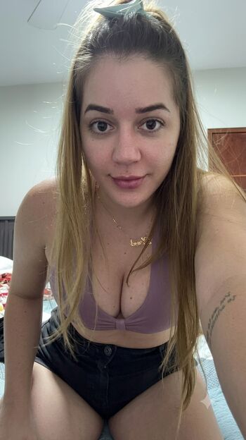 Full leaked Laurinhafeer page private onlyfans photo