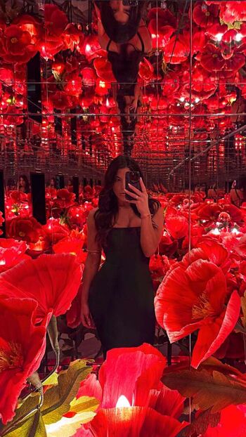 Full leaked Leah shutkever private onlyfans photo