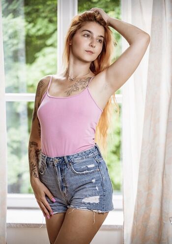 Full leaked Leisy lucy page private onlyfans photo