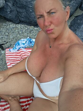 Full leaked Loredana nisturuc private onlyfans photo