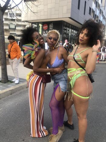 Full leaked Macadamia private onlyfans photo