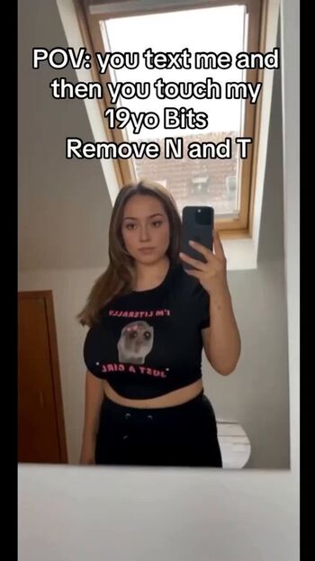 Full leaked Mia sophie private onlyfans photo