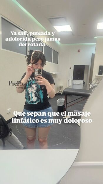 Momoiro Cosplay