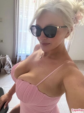 Full leaked Noprobsju private onlyfans photo