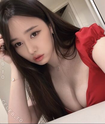 Full leaked Houseofyre/ private onlyfans photo