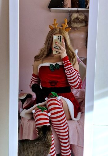 Full leaked Realmisskira private onlyfans photo