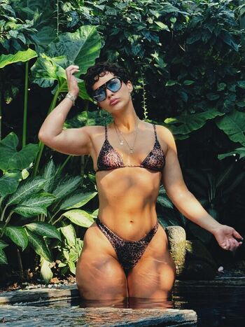 Ru_byRose