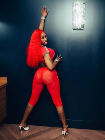 Sexxy Red
