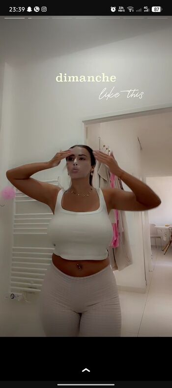 Shainaaa489