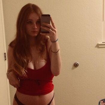 Full leaked Slim busty milfs private onlyfans photo