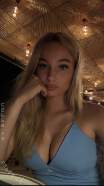 Full leaked Snipsska private onlyfans photo
