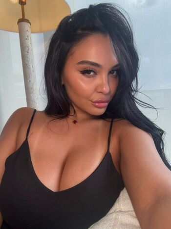 Full leaked Stella hudgens private onlyfans photo