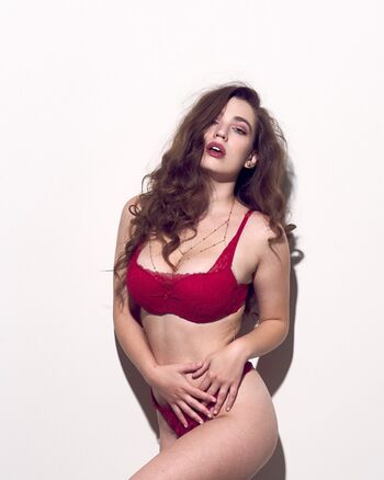 Stephanie Oustalet