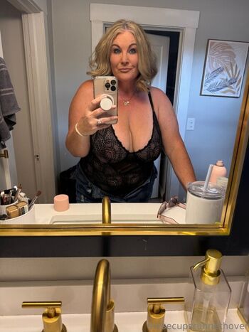 Full leaked Thesecupsrunnethover private onlyfans photo