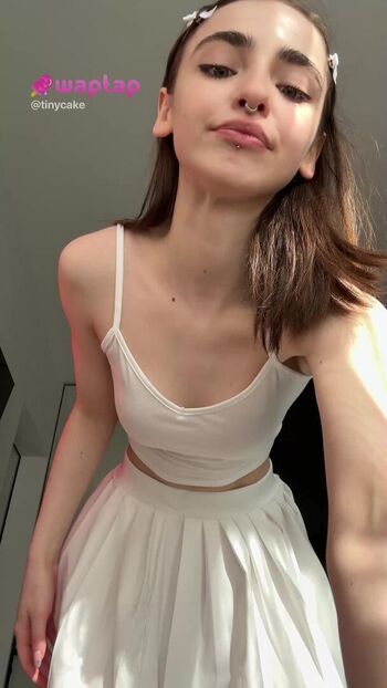 Full leaked Tinycake private onlyfans photo