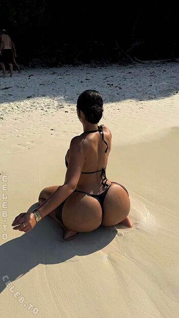 Full leaked Tootatis private onlyfans photo