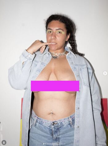 Full leaked Valeriezun private onlyfans photo